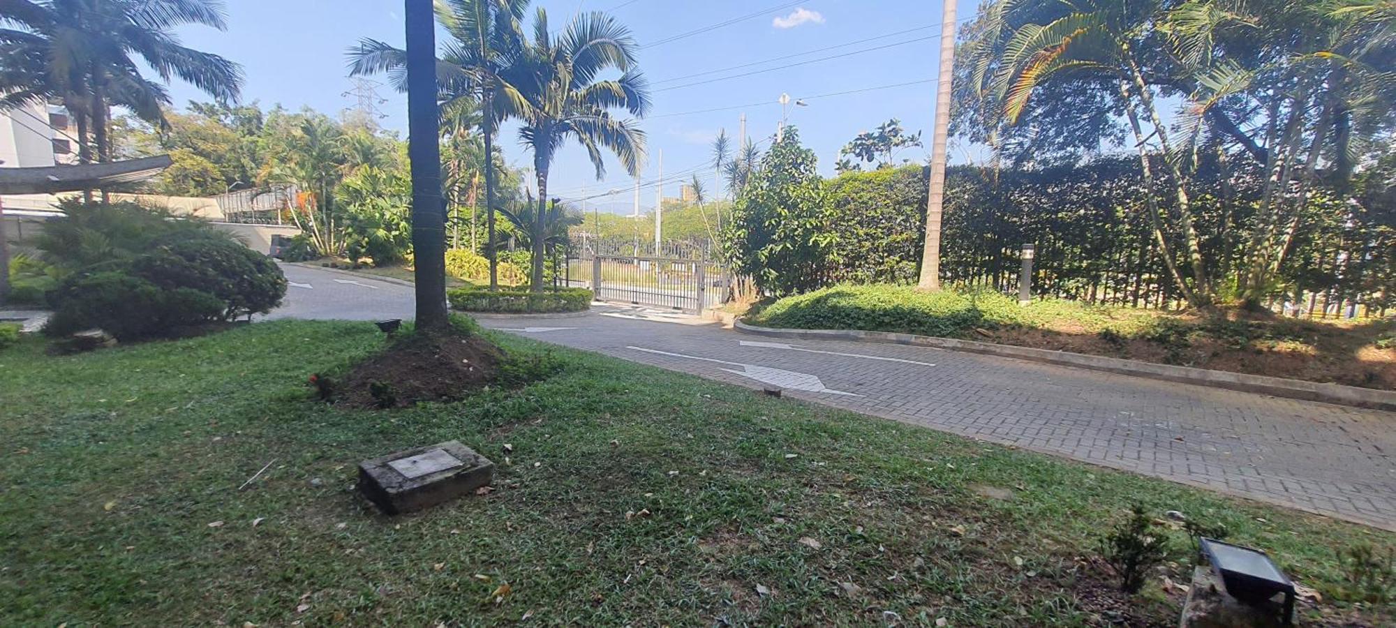 Apartamento Cerca A Plaza Mayor Medellín Buitenkant foto